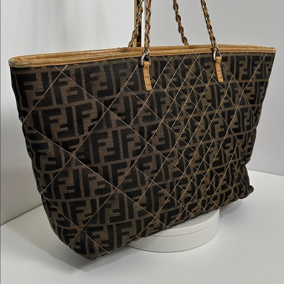 💯Authentic Fendi Brown Zucca Quilted Nylon Large Roll Tote🍀 - Picture 3 of 17